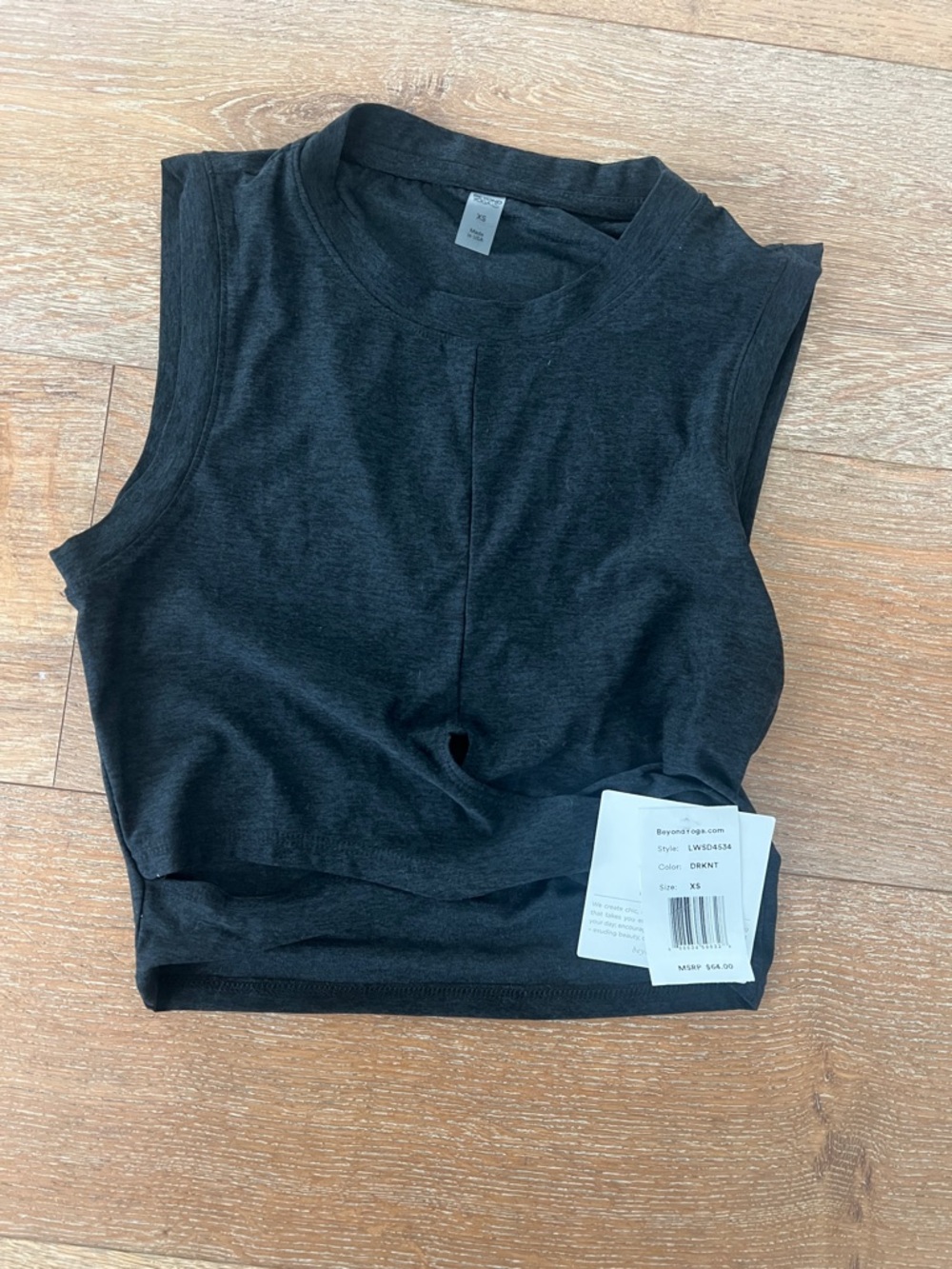 Beyond Yoga Black twist front Crop Tank